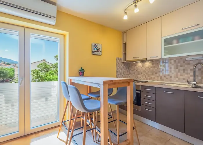 Yellow Duck - Center *